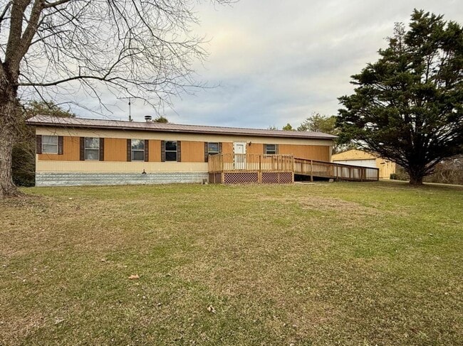 Building Photo - 965 Weems Chapel Rd