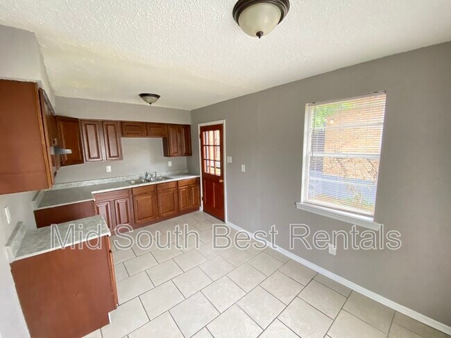 Photo - 4426 Sumners Wells Rd