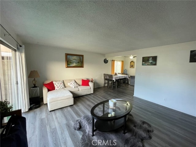 Photo - 409 Cll Cinco