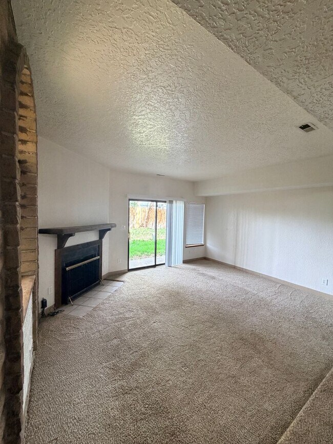 Photo - 3 Bedroom Townhouse