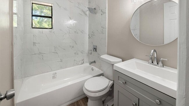 Photo - 5207 Montague Pl