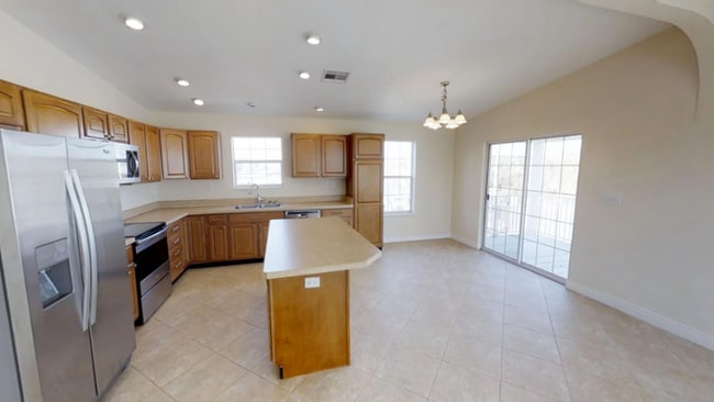 Photo - 31430 Avenue E