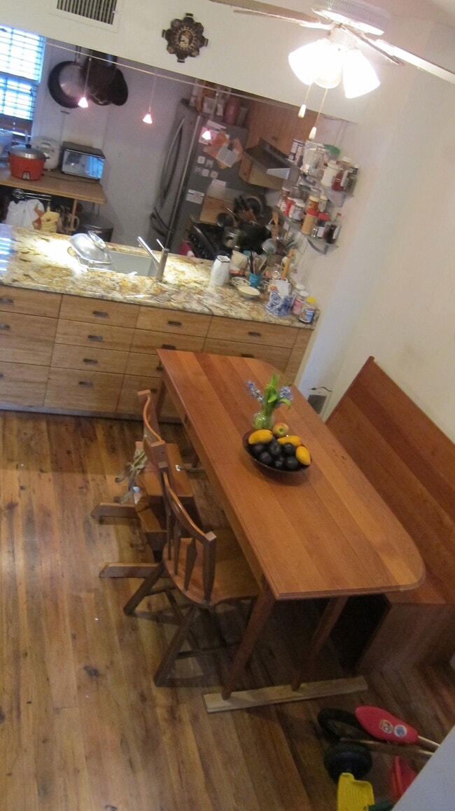 first floor kitchen/dining - 2126 Lombard St