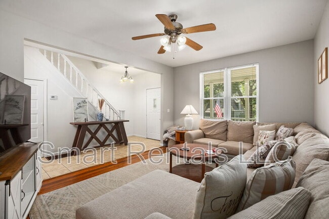 Photo - 7221 South St