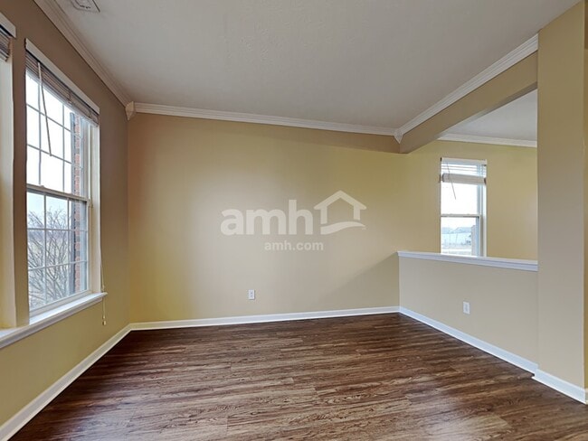 Photo - 15554 Landsbrook Run E