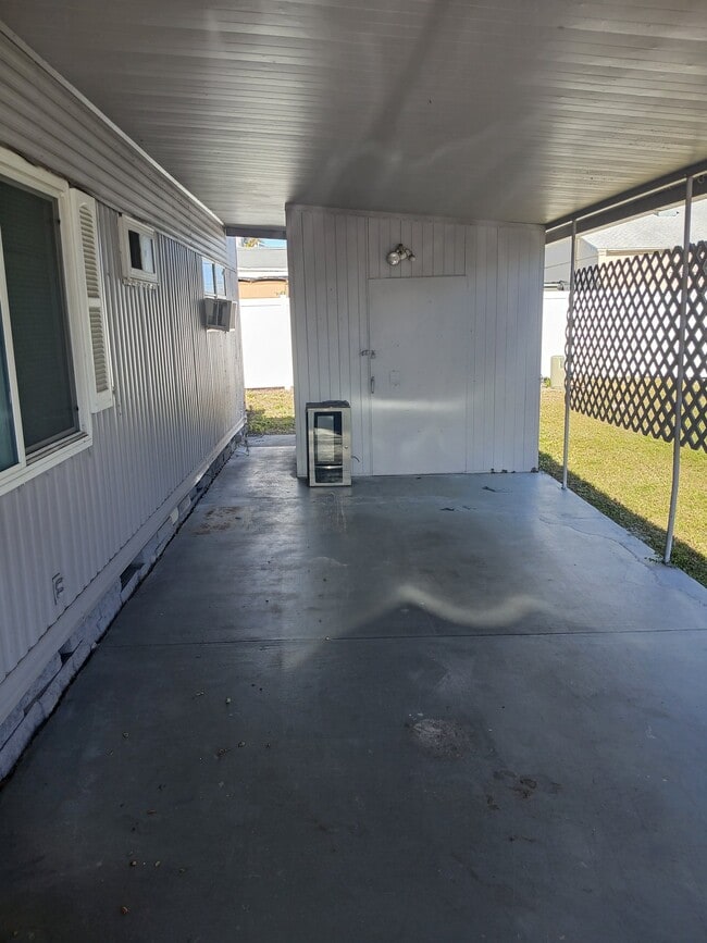 Photo - 2505 E Bay Dr