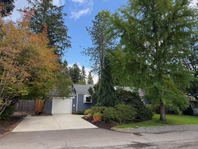 Building Photo - 8516 SW 58th Ave Rental