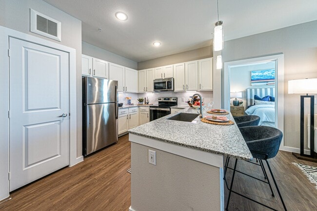 Photo - Hawthorne at Bay Forest Apartments