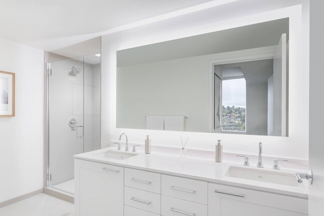 Ascent South Lake Union Bathroom