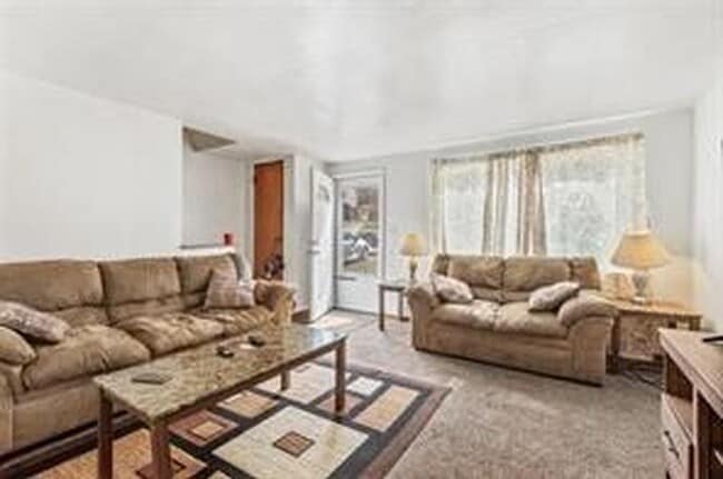 Photo - 1769 McNary Blvd