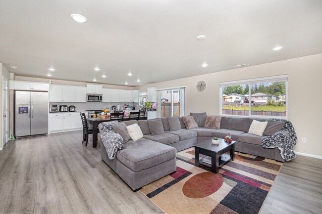 Photo - Charming 4-Bed | 2.5-Bath Home in Sultan $3,100 – Available August!