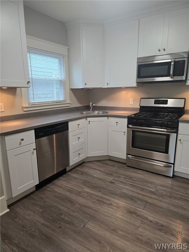 Photo - 745 Crescent Ave