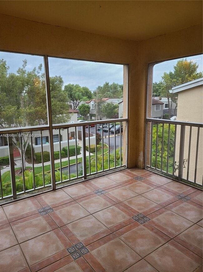 Building Photo - 15325 SW 106th Terrace Unit 606