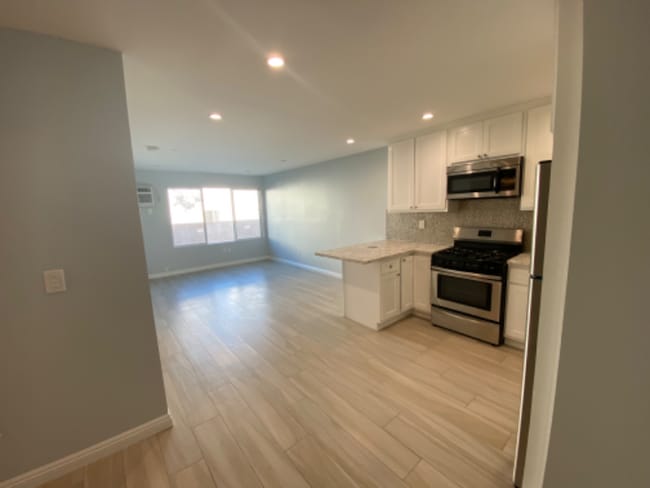 Building Photo - 4660 Kester Ave Rental