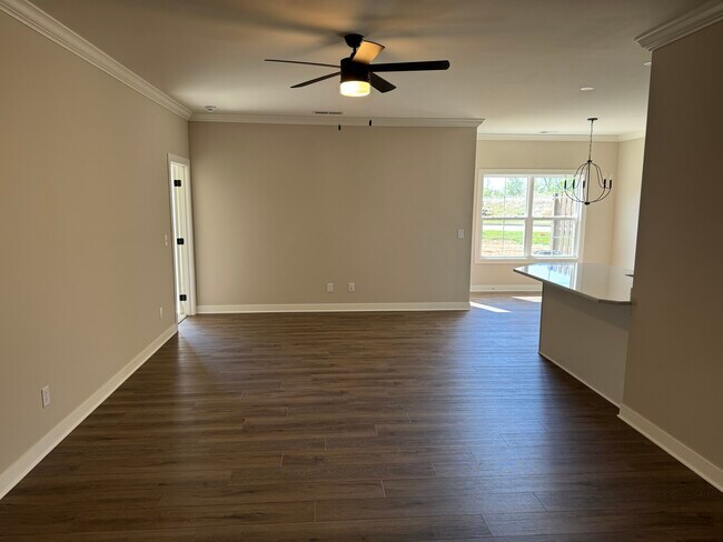 Photo - 3781 High Pointe Dr Unit 0