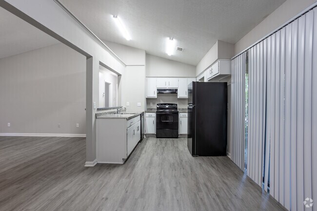 2BR, 2BA - 1,100SF - Dining Room