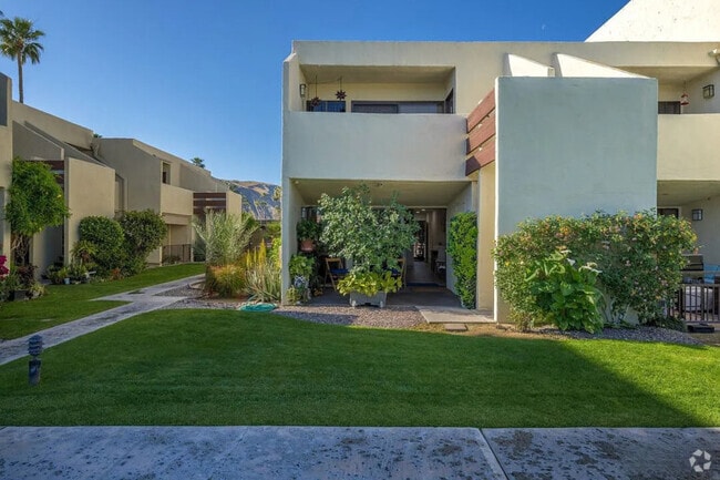 Building Photo - 1655 E Palm Canyon Dr Rental