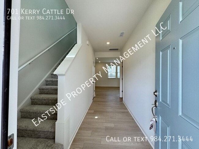 Photo - 701 Kerry Cattle Dr