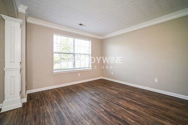 Photo - Available Now! 1 month FREE RENT