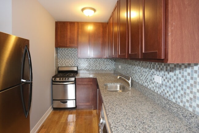 Photo - 555 W Arlington Pl Unidad 907