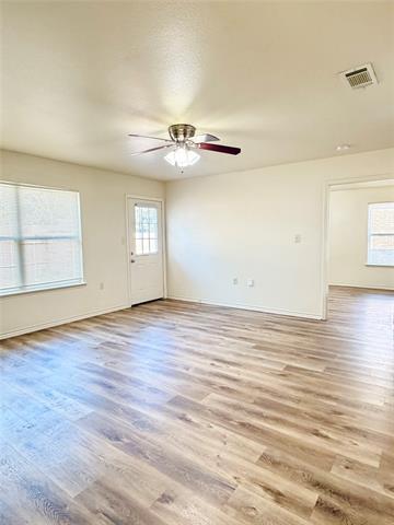 Photo - 3201 Royal Crest Dr