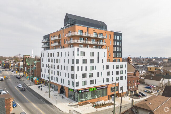 Building Photo - Jade Apartments