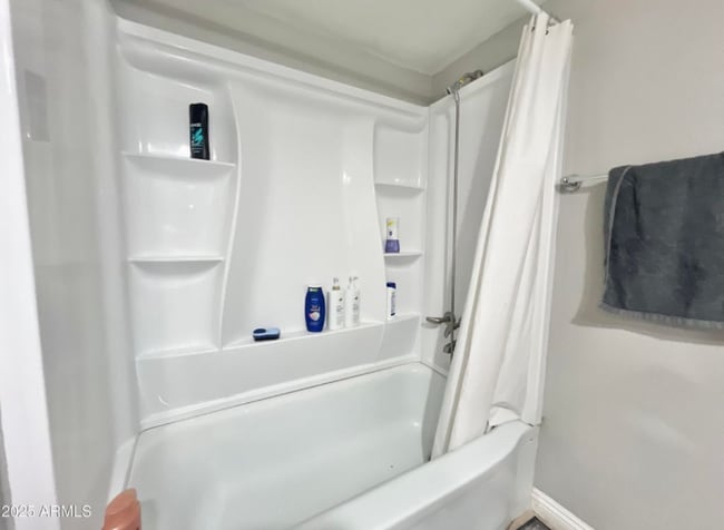 Photo - 2819 N 48th Ln