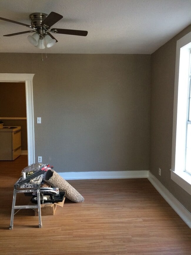 Building Photo - 203 Gorman Unit A Rental