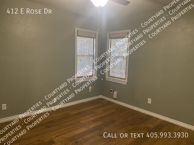 Photo - 412 E Rose Dr