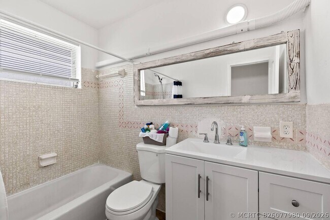 1826 Sherman St Unit 5
