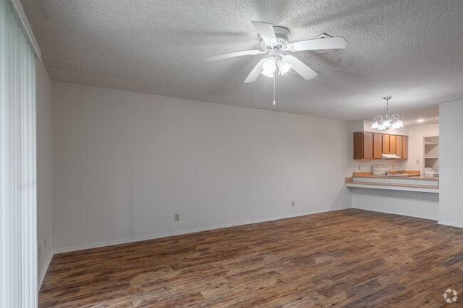 2BR, 2.5BA - 1219SF