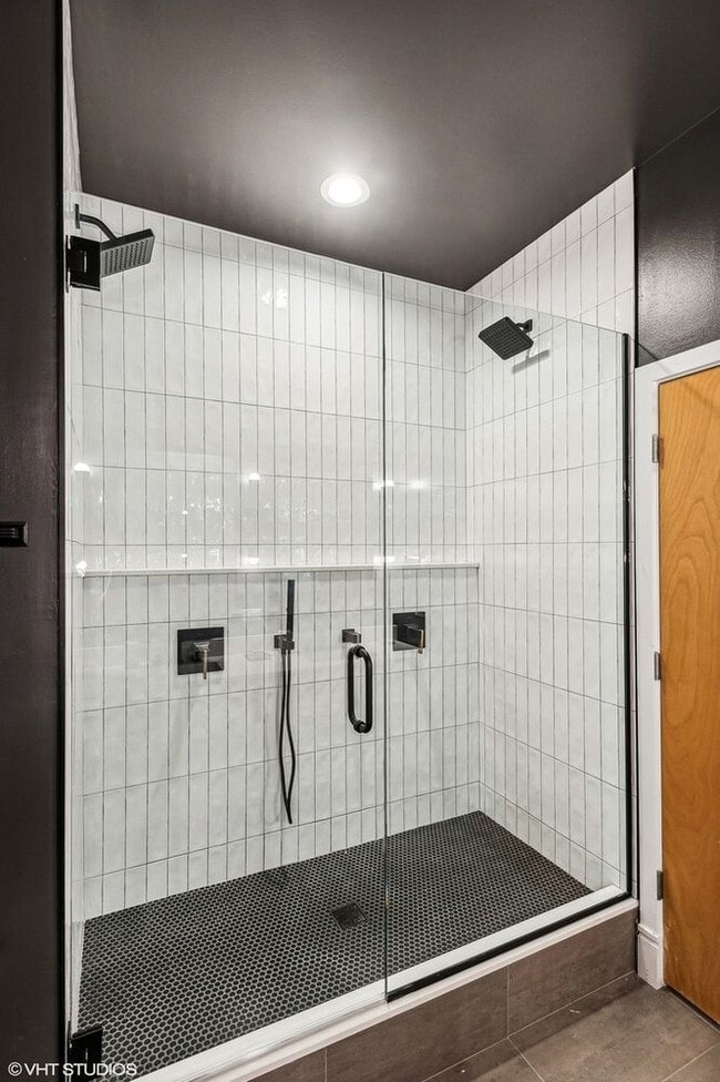 Photo - 212 W Washington St Unit 1703
