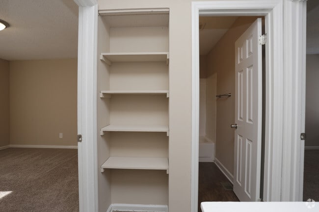 Lakeview Apartments