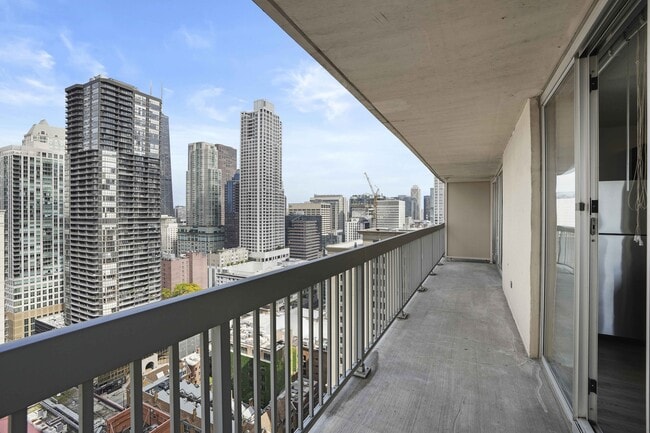 Photo - 542 N State St