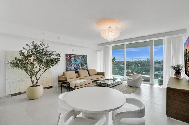 Photo - 10201 Collins Ave Unit 404
