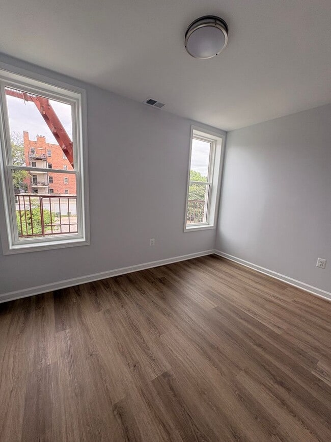 Photo - 2633 N Charles St Unit 2