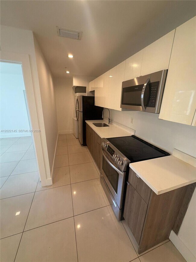 Photo - 821 SW 18th Ave Unit 201