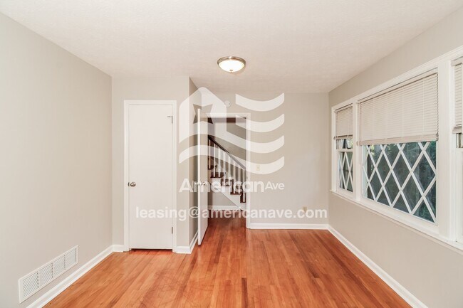 Photo - 108 Mistwoode Rd