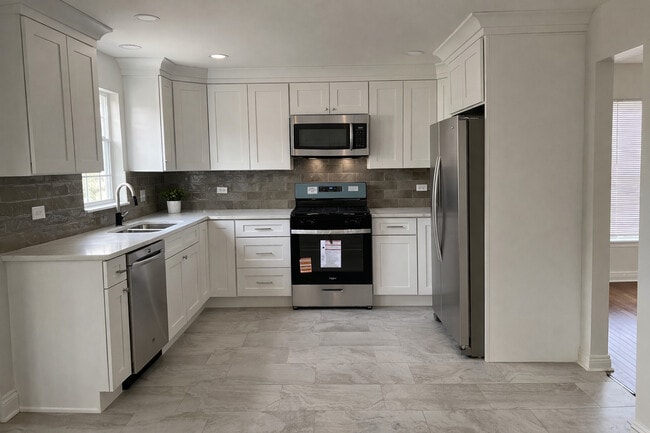 Photo - 2235 Cheshire Dr