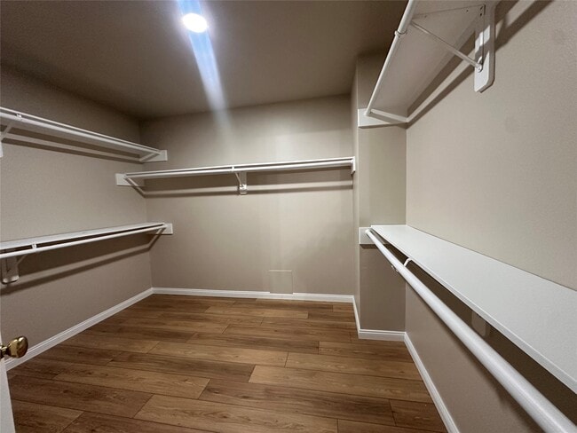 Photo - 2203 Long Rock Dr