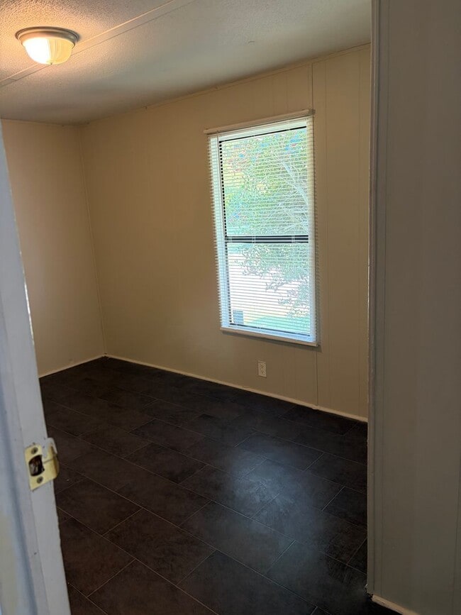 Photo - Francis- 707 MH Unidad C-4