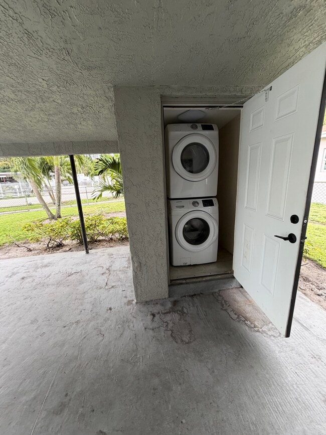 Photo - 3125 NW 2nd St