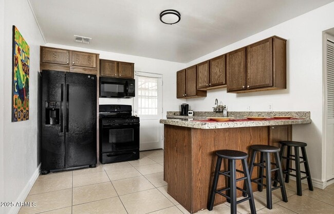 Photo - 3914 E Cheery Lynn Rd