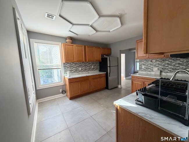 46 Frank St Unit 2nd floor