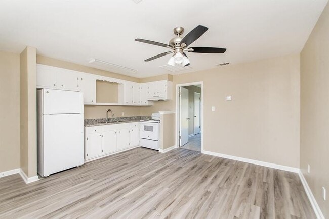 Photo - 14207 W Club Deluxe Rd