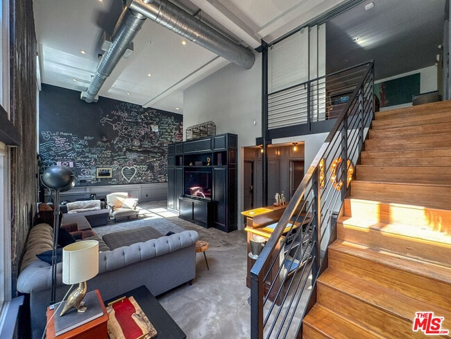 Photo - 1037 Laurel Ave Unidad 10B