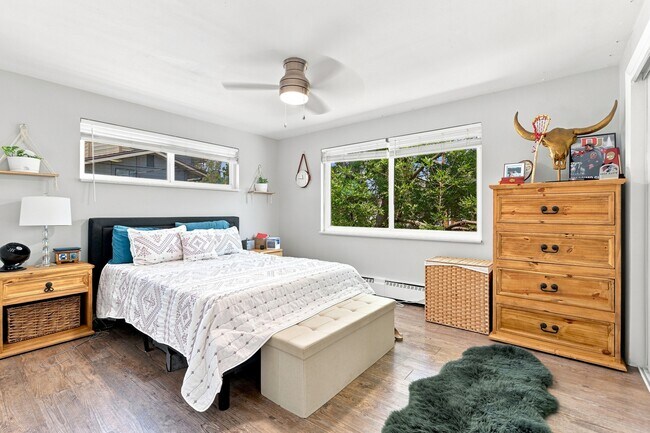 705 Moore St Unit 3