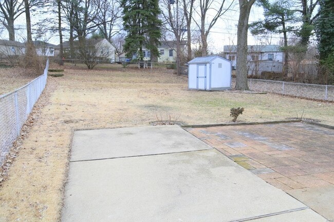 Photo - 840 Pershall Rd