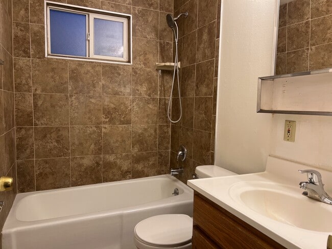 Photo - 1101 E 420 S St