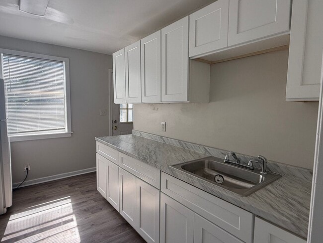 Photo - 3 Bedroom 1 Bath home in Valdosta Close to VSU